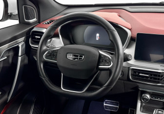 Подержанный автомобиль Geely Coolray 2021 года (16 фото)