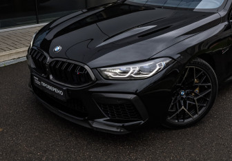 Подержанный автомобиль BMW M8 Coupe 2023 года (3 фото)