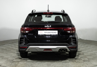 Подержанный автомобиль Kia Rio Hatchback 2021 года (6 фото)