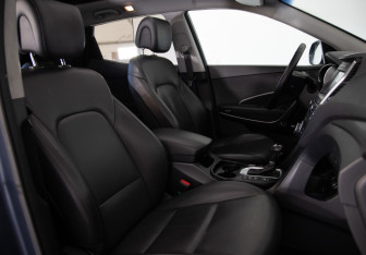 Подержанный автомобиль Hyundai Santa Fe 2015 года (12 фото)