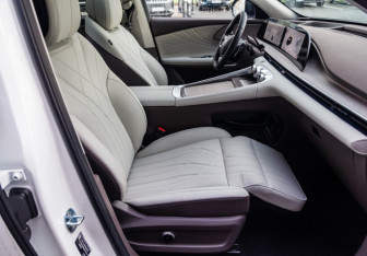 Новый Exeed RX 2025 (11 фото)