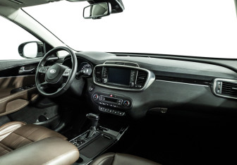 Подержанный автомобиль Kia Sorento 2019 года (9 фото)
