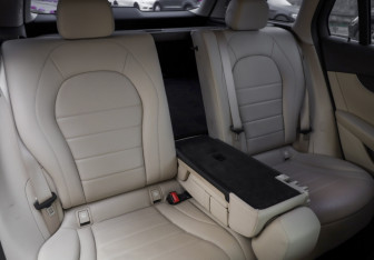 Подержанный автомобиль Mercedes-Benz GLC Coupe 2019 года (27 фото)