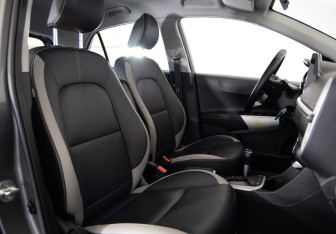 Подержанный автомобиль Kia Picanto 2022 года (11 фото)