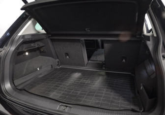 Подержанный автомобиль Volkswagen Tiguan 2020 года (28 фото)