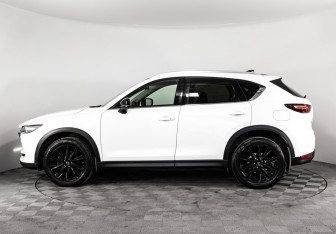 Подержанный автомобиль Mazda CX-5 2021 года (9 фото)