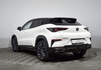 Подержанный автомобиль Changan UNI-T 2023 года (7 фото)