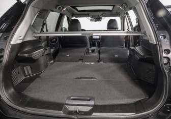 Подержанный автомобиль Nissan X-Trail 2019 года (29 фото)