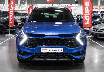 Подержанный автомобиль Kia Sportage 2022 года (3 фото)