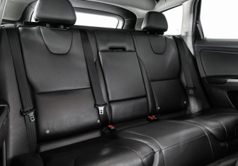 Подержанный автомобиль Volvo XC60 2016 года (22 фото)