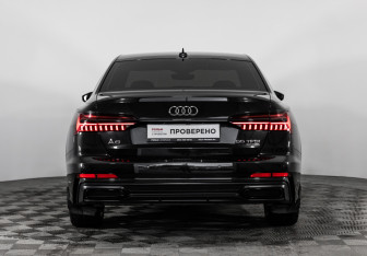 Подержанный автомобиль Audi A6 Sedan 2018 года (8 фото)