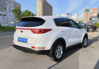 Подержанный автомобиль Kia Sportage 2016 года (4 фото)