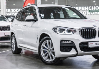 Подержанный автомобиль BMW X3 2019 года (6 фото)