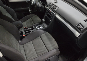 Подержанный автомобиль Audi A4 Sedan 2007 года (12 фото)