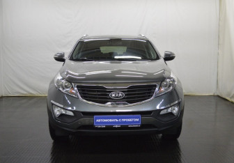 Подержанный автомобиль Kia Sportage 2012 года (2 фото)