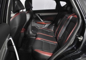 Подержанный автомобиль Geely Coolray 2021 года (11 фото)