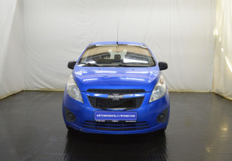 Подержанный автомобиль Chevrolet Spark 2013 года (2 фото)