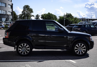 Подержанный автомобиль Land Rover Range Rover Sport 2011 года (6 фото)