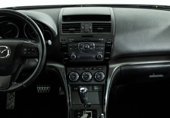Подержанный автомобиль Mazda 6 Sedan 2012 года (14 фото)