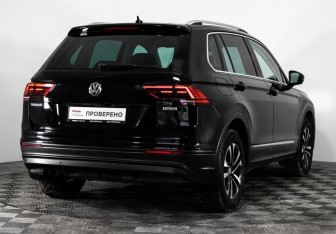 Подержанный автомобиль Volkswagen Tiguan 2019 года (6 фото)