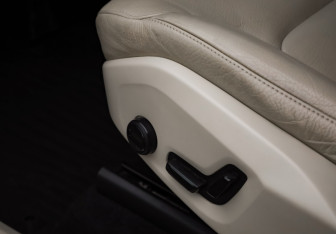 Подержанный автомобиль Volvo XC90 2022 года (25 фото)