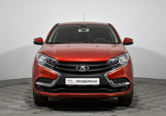 Подержанный автомобиль LADA (ВАЗ) XRAY 2017 года (2 фото)