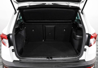 Подержанный автомобиль Skoda Karoq 2020 года (24 фото)