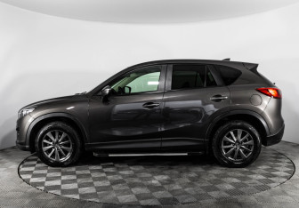 Подержанный автомобиль Mazda CX-5 2016 года (8 фото)