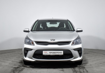 Подержанный автомобиль Kia Rio Sedan 2018 года (2 фото)