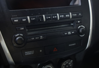 Подержанный автомобиль Mitsubishi ASX 2012 года (13 фото)