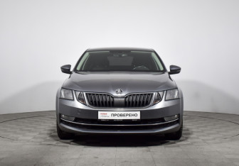 Подержанный автомобиль Skoda Octavia Liftback 2017 года (2 фото)