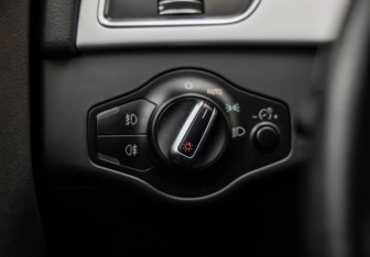 Подержанный автомобиль Audi A4 Sedan 2015 года (21 фото)