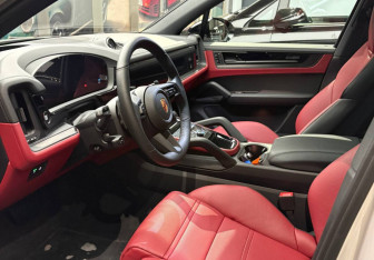 Новый Porsche Cayenne 2025 (6 фото)