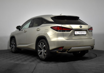Подержанный автомобиль Lexus RX 2019 года (8 фото)