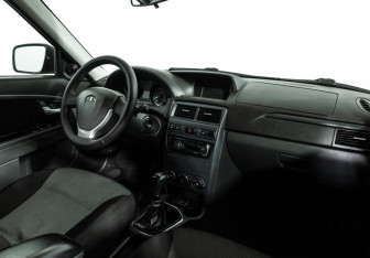 Подержанный автомобиль LADA (ВАЗ) Priora Sedan 2016 года (9 фото)