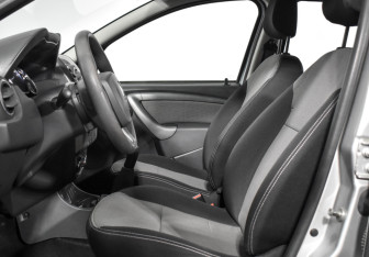 Подержанный автомобиль Renault Duster 2016 года (11 фото)