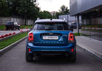 Подержанный автомобиль MINI Countryman 2018 года (7 фото)