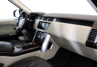 Подержанный автомобиль Land Rover Range Rover 2016 года (9 фото)