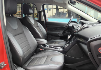Подержанный автомобиль Ford Kuga 2013 года (14 фото)