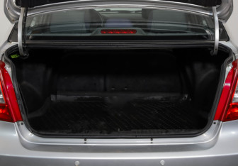 Подержанный автомобиль Chevrolet Lacetti Sedan 2012 года (20 фото)