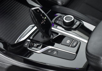 Подержанный автомобиль BMW X4 2019 года (11 фото)