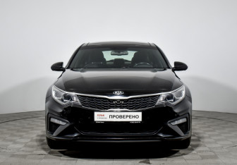 Подержанный автомобиль Kia Optima Sedan 2018 года (2 фото)