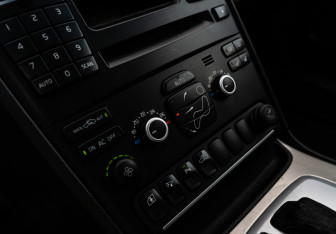 Подержанный автомобиль Volvo XC90 2008 года (13 фото)
