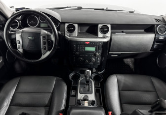 Подержанный автомобиль Land Rover Discovery 2008 года (16 фото)