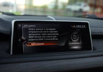 Подержанный автомобиль BMW X6 2017 года (19 фото)