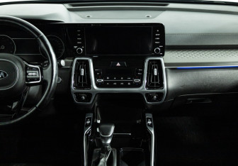 Подержанный автомобиль Kia Sorento 2020 года (14 фото)