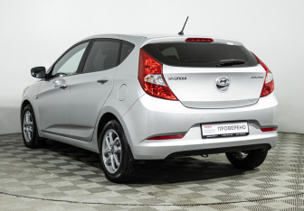 Подержанный автомобиль Hyundai Solaris Sedan 2015 года (7 фото)