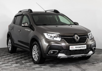 Подержанный автомобиль Renault Sandero 2019 года (3 фото)