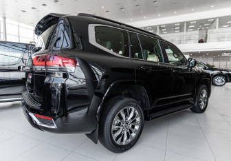 Новый Toyota Land Cruiser Suv 2026 (4 фото)