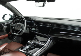 Подержанный автомобиль Audi SQ8 2021 года (9 фото)